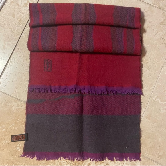 Unisex YSL Wool Scarf - Picture 1 of 8